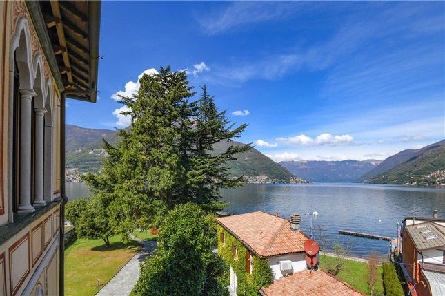 Villa for sale in Faggeto Lario, Lake Como, Lombardy, Italy