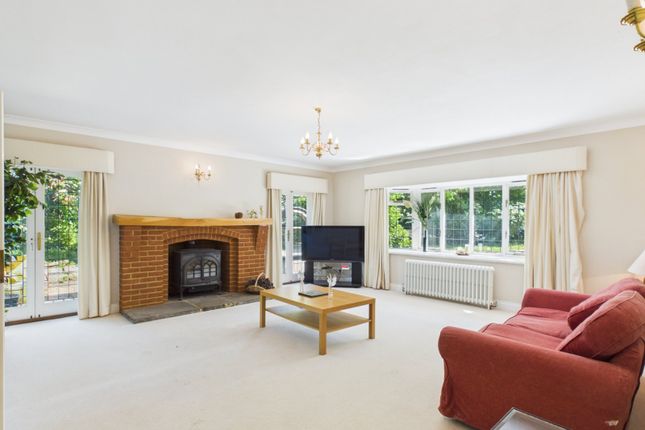 The Coach House,, Windsor Road, Berkshire photo 2