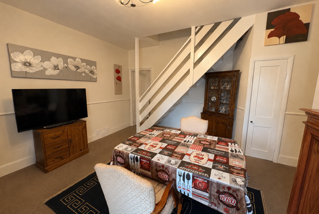 350, Eastbourne photo 4