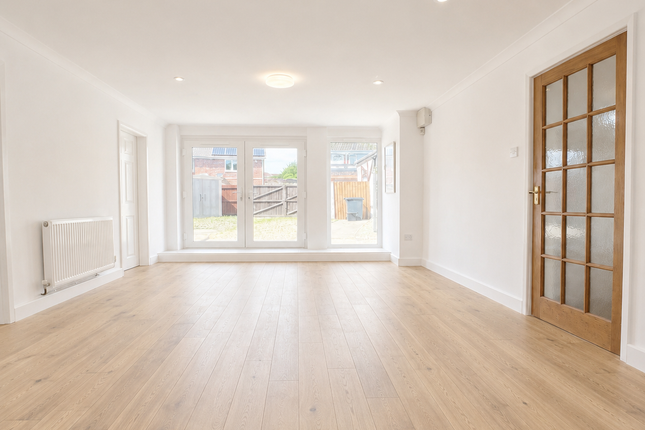 61 High Street, Stourbridge photo 3