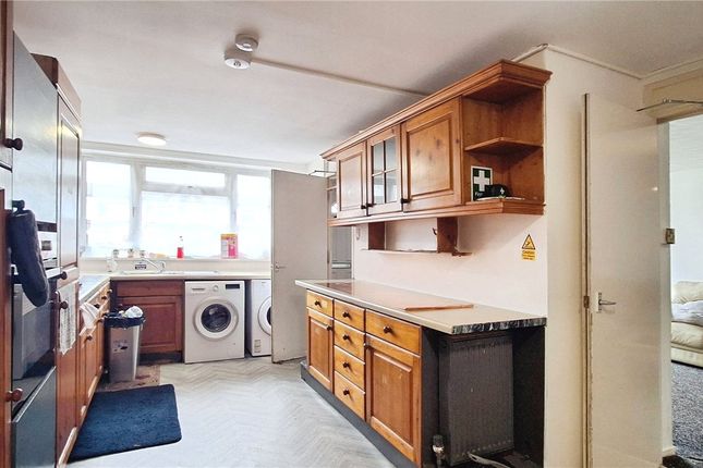 9B, Hermes Walk, Ealing photo 3