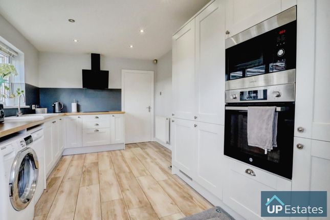 9, Hanson Way, Coventry photo 4