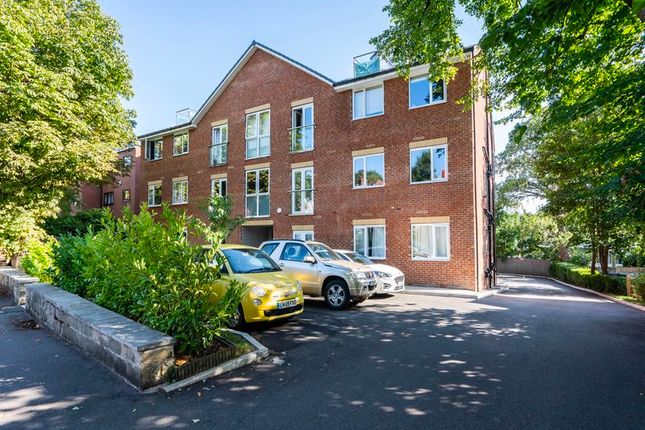 Flat to rent in Mansion View, Chapel Allerton