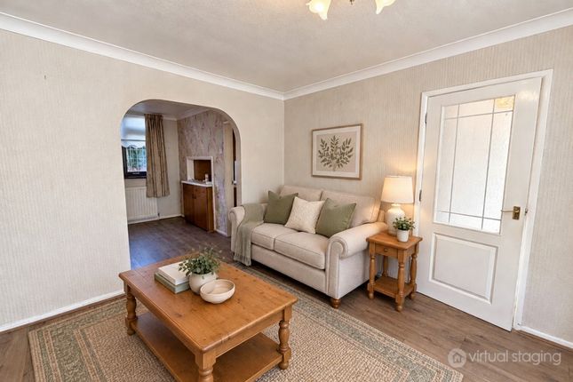 33 Whittleford Road, Nuneaton, Warwickshire photo 4