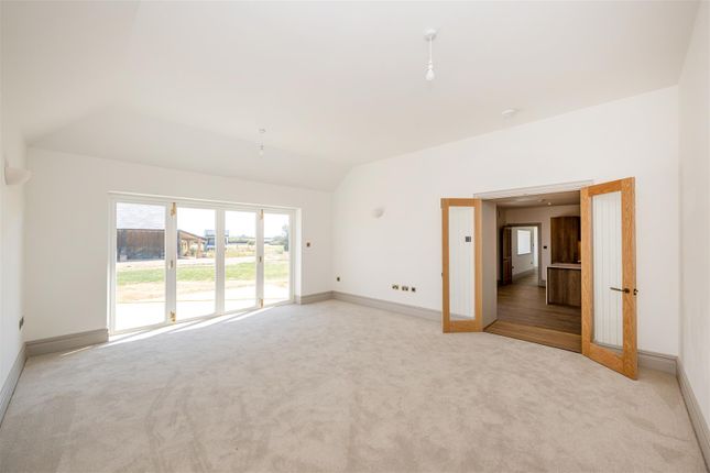 Amberley House, The Charndon Estate, Marsh Gibbon Road, Poundon photo 4