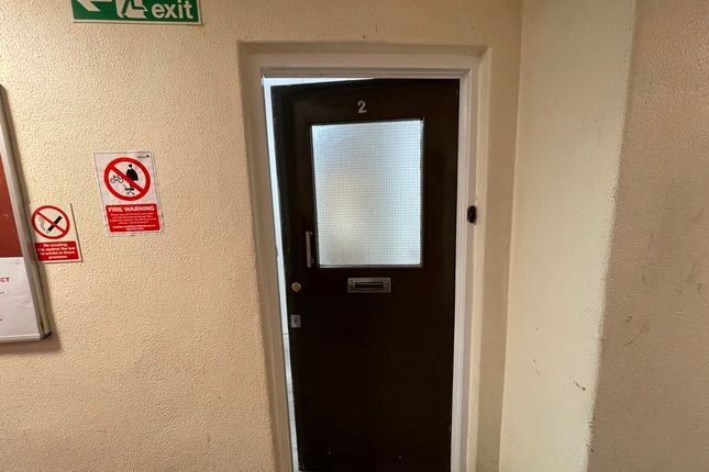 Studio flat on 2, Suffolk Road, London, £2,200/mo