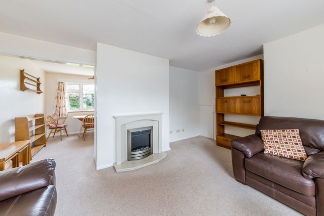 14 Tower Close, Abingdon photo 3