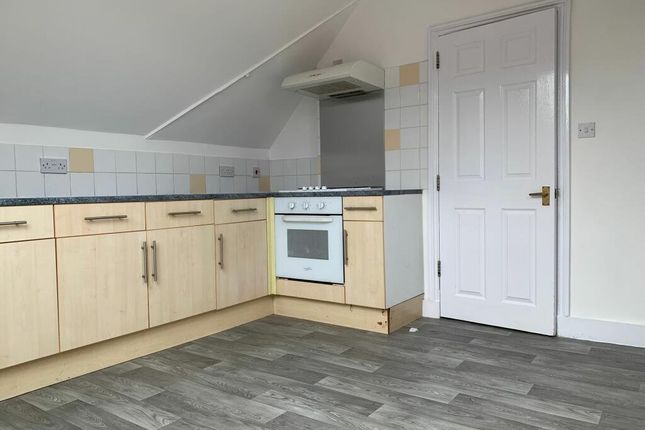 Flat E, 94, St Mildreds Road, Westgate photo 2