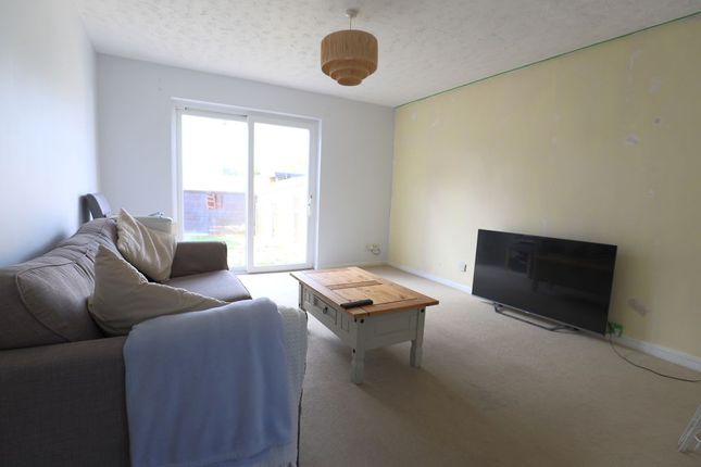 37, Ashleigh, Exeter photo 2