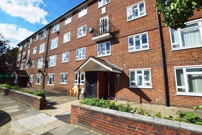 Thumbnail Flat to rent in Southwell Road, Camberwell