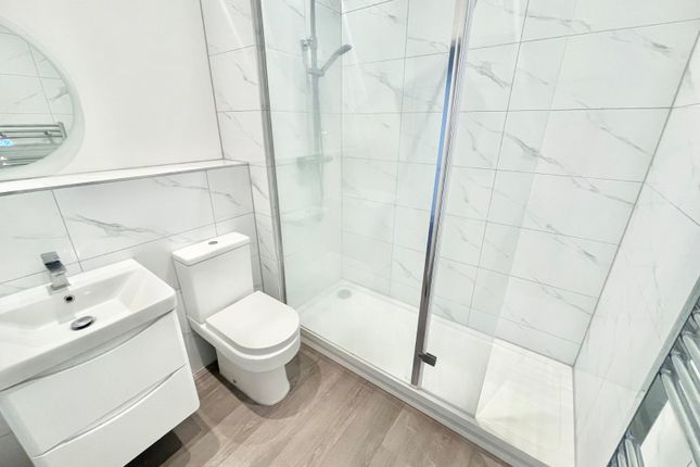 Flat 5 The Atria, 61, Queen Street, Kent photo 4