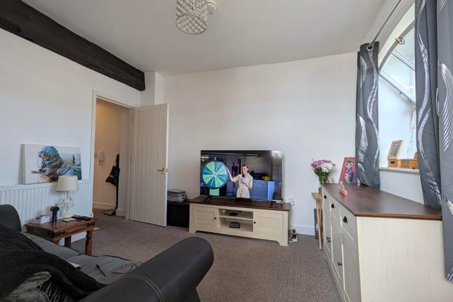 Flat 9, The Old Flour Mill,, London Road, Kent photo 3