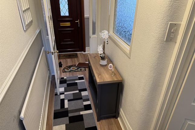 10, Capel Isaf Road, Llanelli photo 5