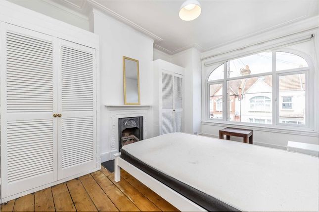 60, Undine Street, London photo 4
