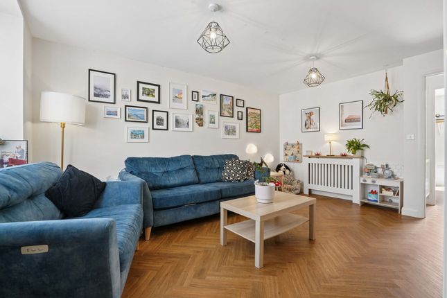 46a Heron Drive, Witney photo 3