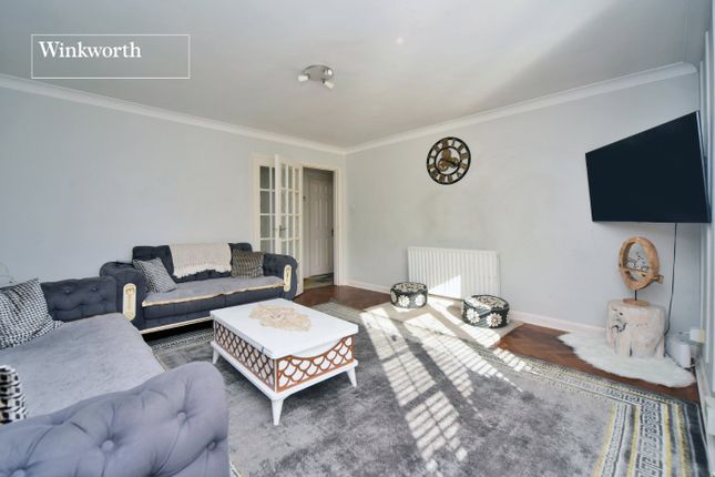 Flat 34, Yardley Court,, Hemingford Road, Sutton photo 2