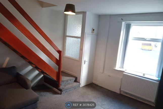 Springhead, Oldham photo 3