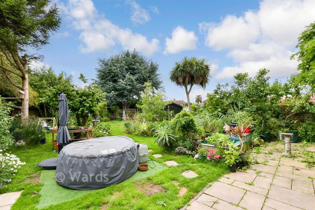 3-bed semi-detached on 9, James Close, Canterbury, £525,000
