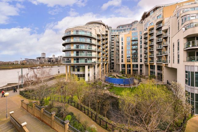 Flat for sale in Cotton Row, London