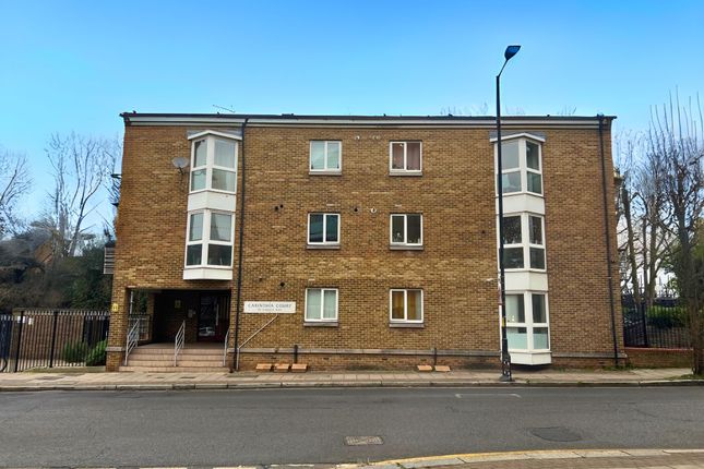 Studio flat on Carinthia Court, Plough Way, London, £275,000