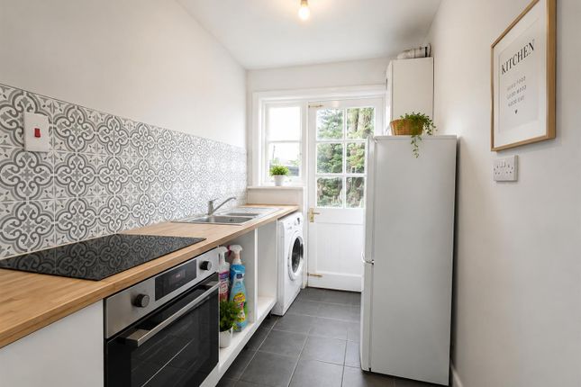 40, Warwick Road, Walthamstow photo 3