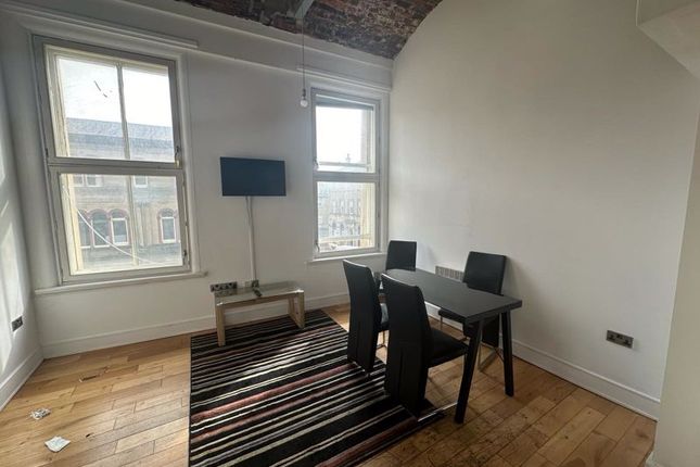 Flat to rent in St. Peters Street, Huddersfield