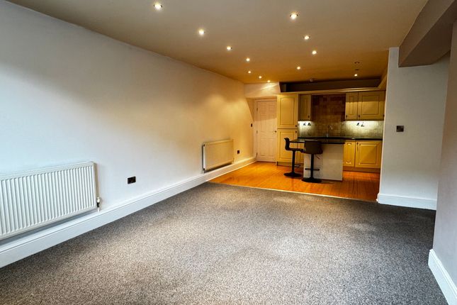 Flat 4, Ludworth Hall 58A Town Street, Stockport photo 4