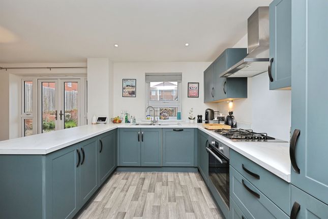 6, Neptune Way, Swaffham photo 3