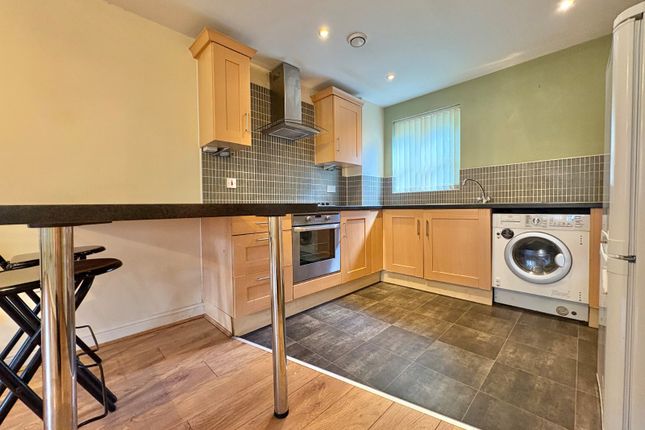 33, Montgomery Avenue, Leeds photo 4