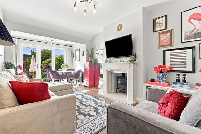 24, Vardon Drive, Leigh-on-sea photo 4