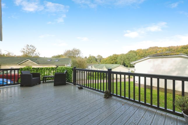 10 Club Cottage, Burnham Green Road, Welwyn photo 3