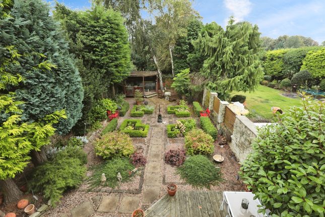 Holly End, The Green, Worksop photo 3