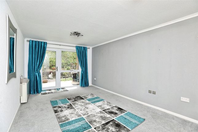 14, Kingsdale Court (Chatham), Chatham photo 2