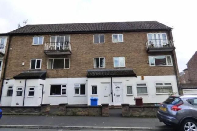Thumbnail Terraced house to rent in Hilltop Court, Manchester