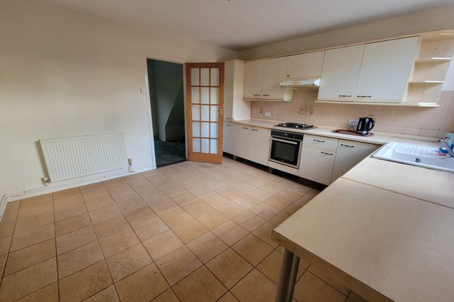 28, Chapel Lane, Great Blakenham, Ipswich, Suffolk, IP6 photo 3