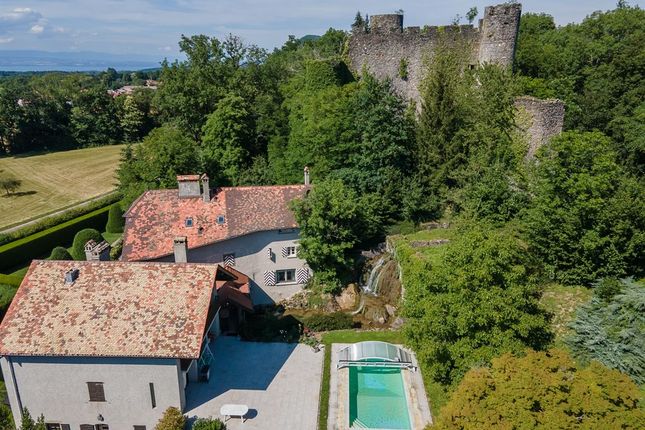 Villa for sale in Lully, Evian / Lake Geneva, French Alps / Lakes