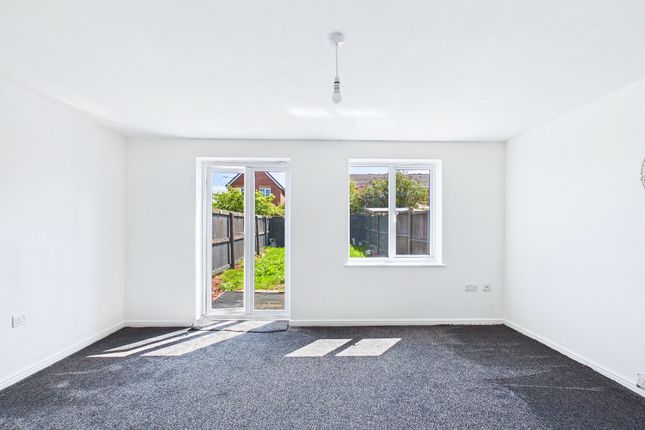 223, Mount Pleasant Avenue, St Helens photo 3
