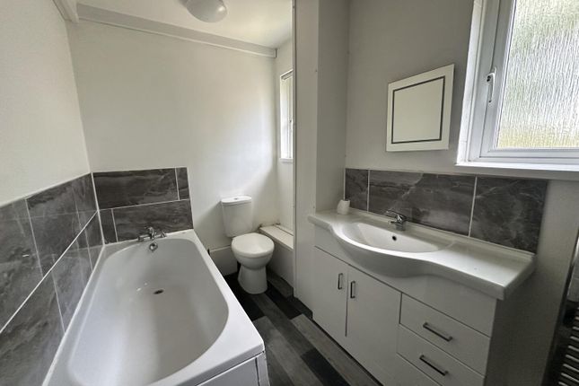 4, Hawarden Court, Wirral photo 3