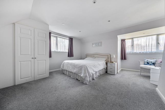33 Willowhale Avenue, Bognor Regis photo 4