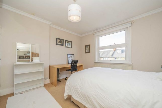 Property for sale in Lucien Road, London