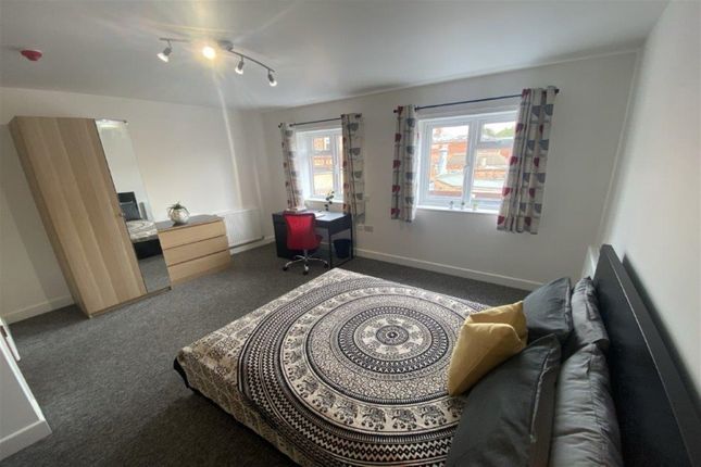 Detached house to rent in Rooms At City Road, Beeston