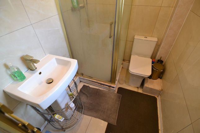 59 Vaughan Road, Willenhall photo 3