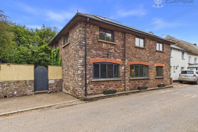 3-bed detached on THE OLD FORGE, PUDDINGTON, TIVERTON, £475,000
