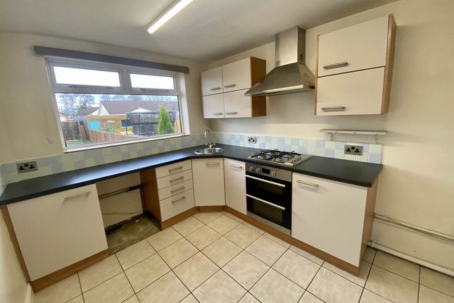 Fairwood Terrace, Gowerton, Swansea photo 2