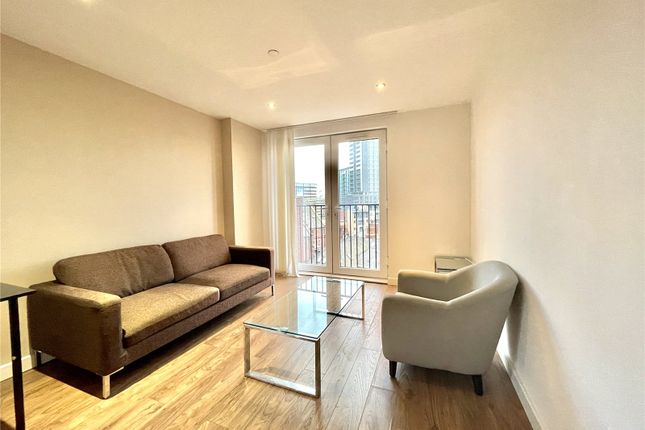 2-bed flat on D19 Alto,, Alto, Salford, £200,000