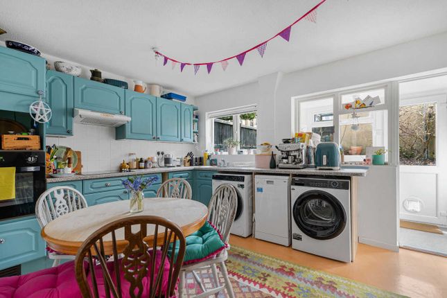 33, Rowan Way, Nailsworth photo 3