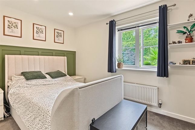 2, Sampson Close, Sidmouth photo 4