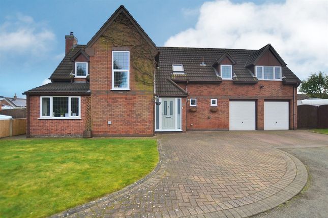 Thumbnail Detached house for sale in Oak Drive, Middlewich