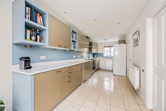 28 Chichester Road, Hailsham photo 4