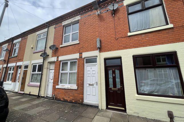 Thumbnail Terraced house to rent in Warren Street, Leicester